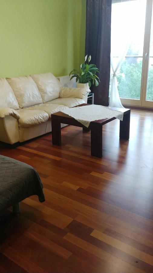 Apartament Wilanow - Sarmacka 1B Varsavia Esterno foto